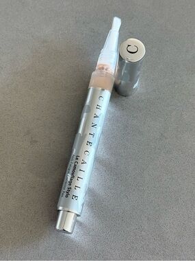 Chantecaille Le Camouflage Stylo Concealer